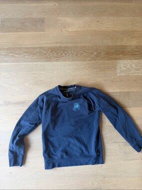 Patagonia Men's Navy Blue Crewneck Sweatshirt